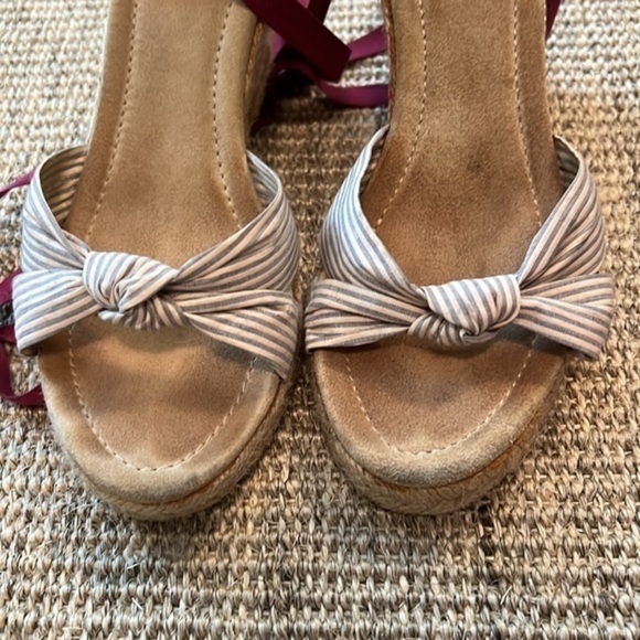 J Crew Espadrille Wedges with Ankle Wrap - Picture 4 of 4